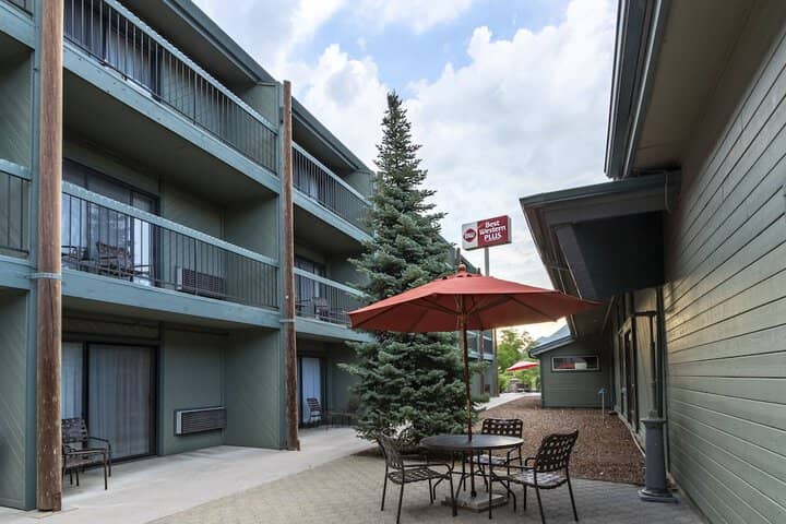 Sundeck 56 of 58