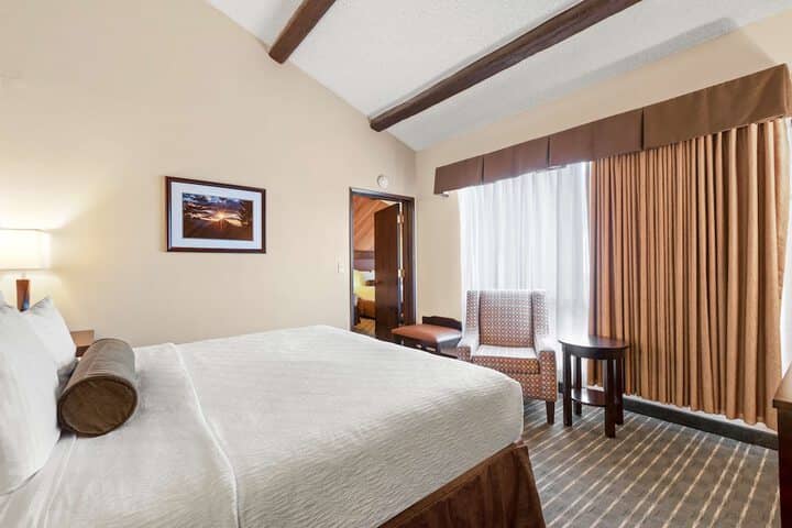 Room 10 of 58